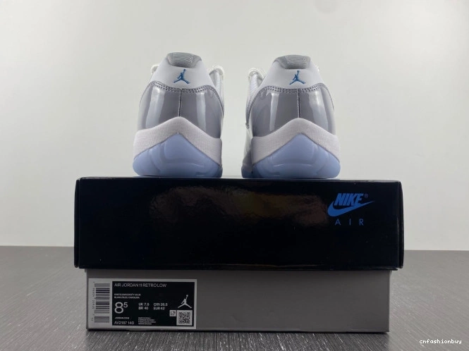 AV2187-140 Air Grey Jordan 11 Cement Low 0808